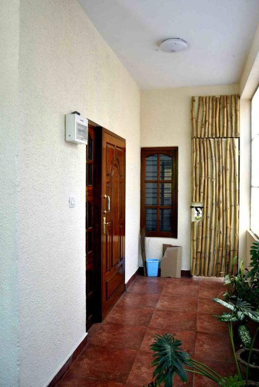 B Cube Hostel Bangalore Exterior photo